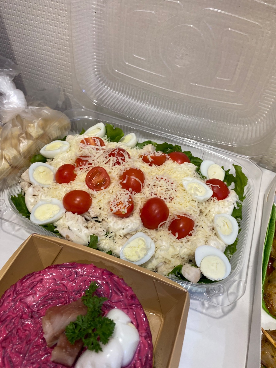 Салат Цезарь от Вкусно как дома в Караганда